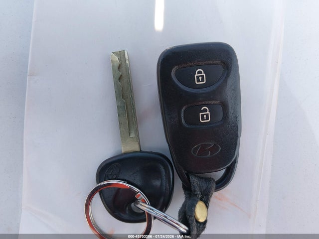 2014 Hyundai ACCENT GS — миниатюра 11