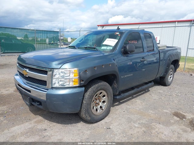 2010 Chevrolet SILVERADO 1500 LS 照片 2