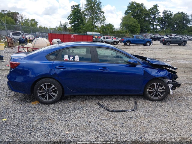 2023 KIA FORTE 14