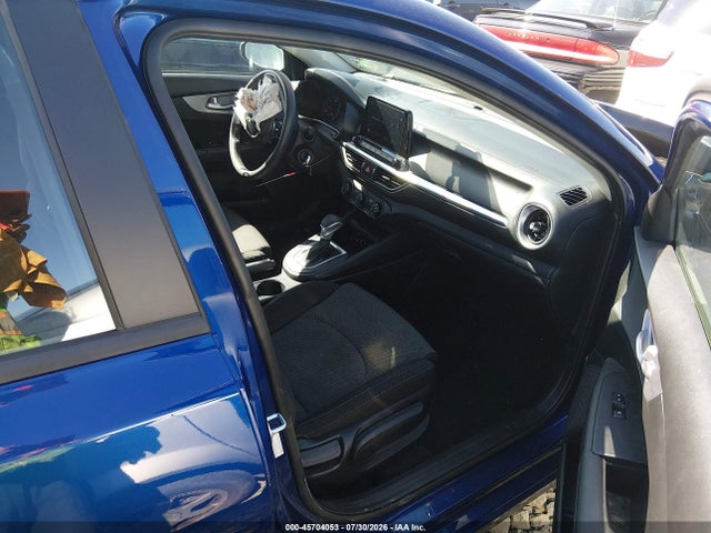 2023 KIA FORTE 5