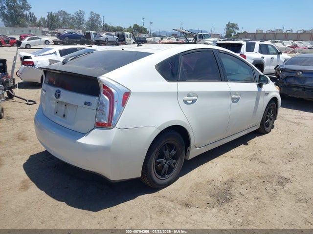 2012 Toyota PRIUS TWO — фото 4