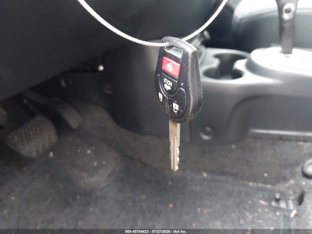 2018 NISSAN VERSA 1.6 SV 11