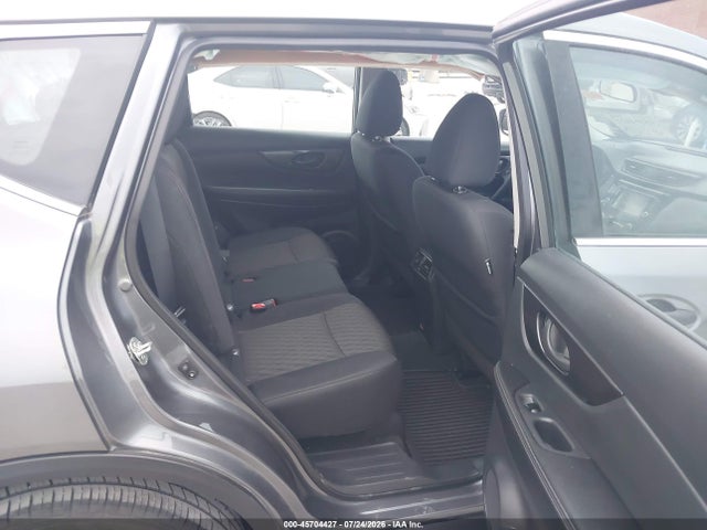 2019 NISSAN ROGUE S 8