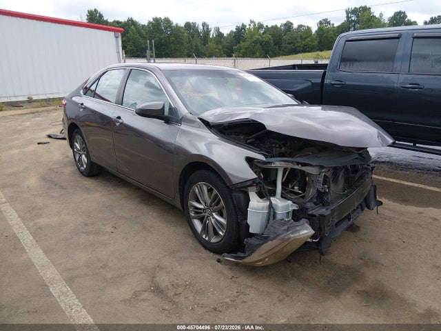 2017 TOYOTA CAMRY SE