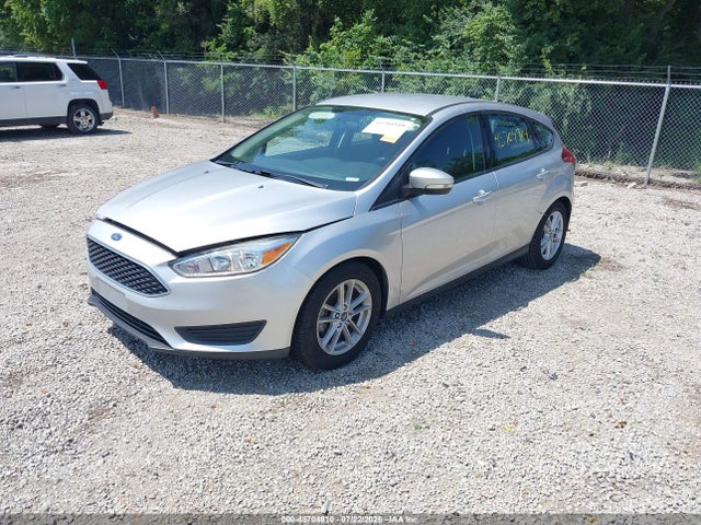 2016 FORD FOCUS SE 照片 2