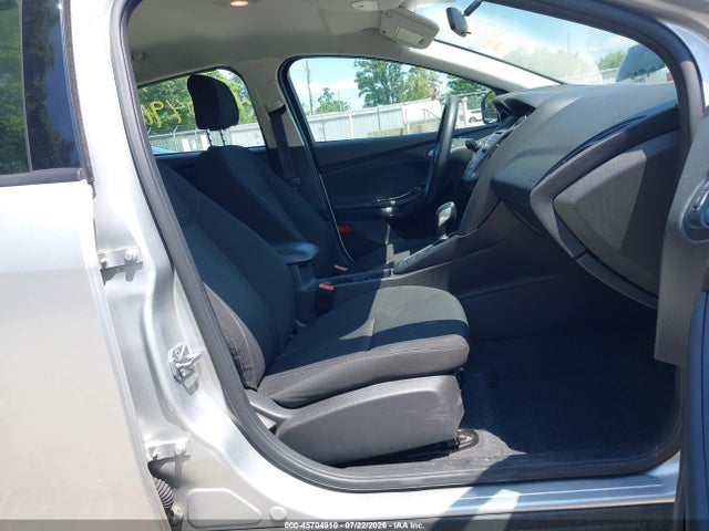 2016 FORD FOCUS SE 照片 5