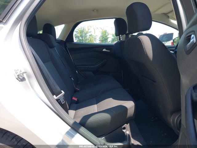 2016 FORD FOCUS SE 照片 8