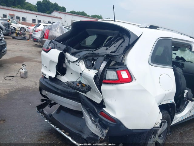 2019 JEEP CHEROKEE LIMITED 4X4 17
