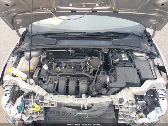 صورة 10 لـ 2016 FORD FOCUS SE