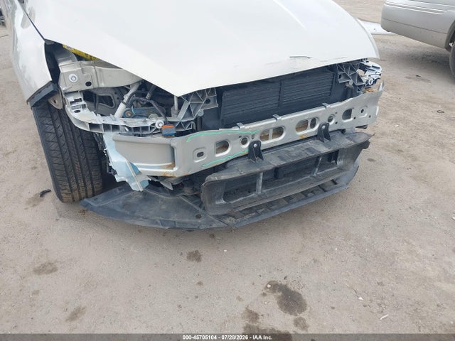 صورة 6 لـ 2016 FORD FOCUS SE