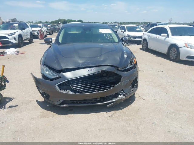 2019 FORD FUSION SE 12