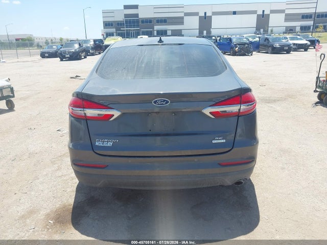 2019 FORD FUSION SE 16