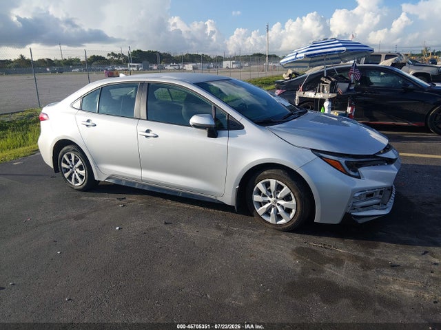 2026 TOYOTA COROLLA SE