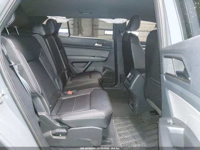2021 VOLKSWAGEN ATLAS CROSS SPORT 3.6L V6 SE W/TECHNOLOGY R-LINE 8