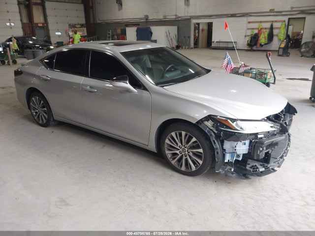 2021 LEXUS ES 