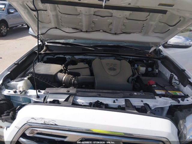 2019 TOYOTA TACOMA LIMITED 10