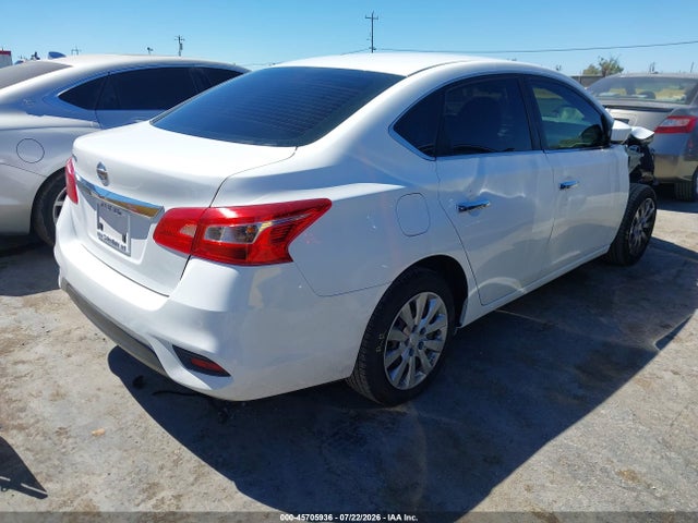 2018 Nissan SENTRA S — фото 4
