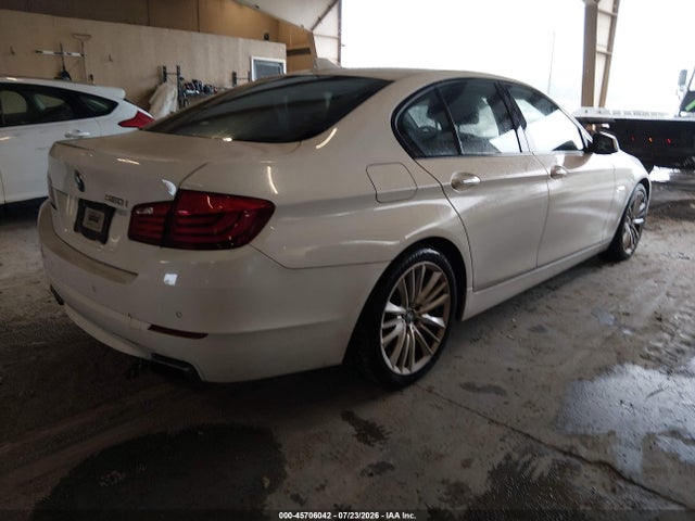2011 BMW 550I — фото 4