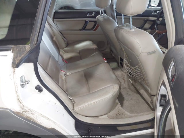 صورة 8 لـ 2005 Subaru OUTBACK 3.0R L.L. BEAN EDITION