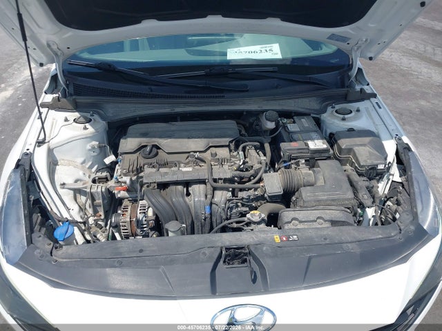 2021 HYUNDAI ELANTRA SE 10