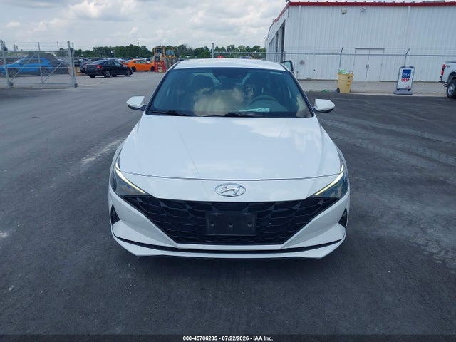 2021 HYUNDAI ELANTRA SE 12
