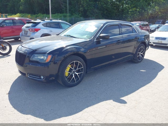 2014 Chrysler 300 照片 2