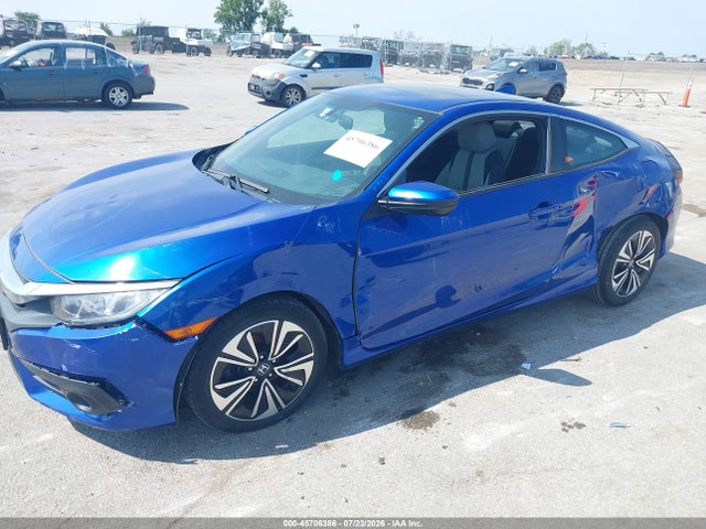 2016 Honda CIVIC EX-T — фото 2