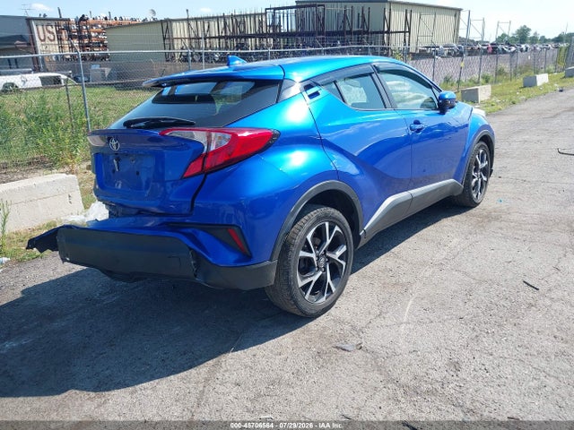 2018 TOYOTA C-HR XLE 4