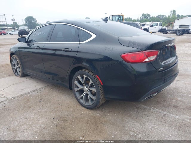 2015 Chrysler 200 C — фото 3
