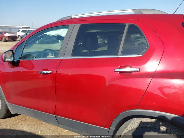 2019 CHEVROLET TRAX LT 14