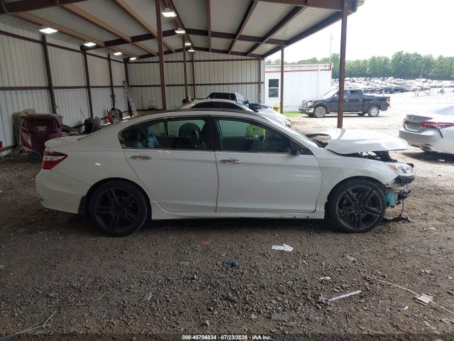 2017 Honda ACCORD SPORT SE photo 13