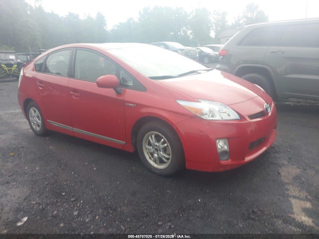 2011 TOYOTA PRIUS TWO