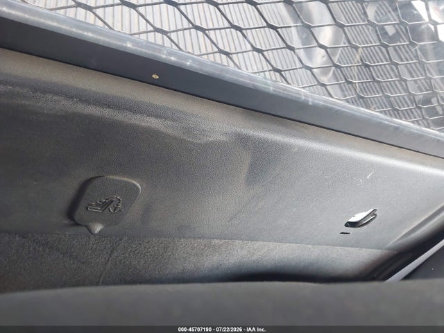 صورة 8 لـ 2012 Chevrolet SILVERADO 2500HD WORK TRUCK