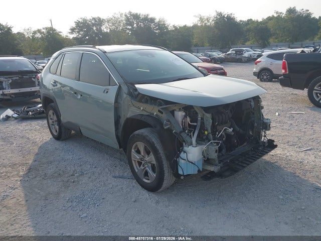 2022 TOYOTA RAV4 XLE