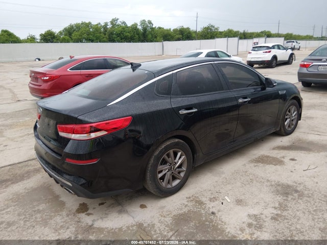 2020 KIA OPTIMA LX — фото 4