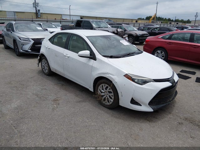 2018 TOYOTA COROLLA LE