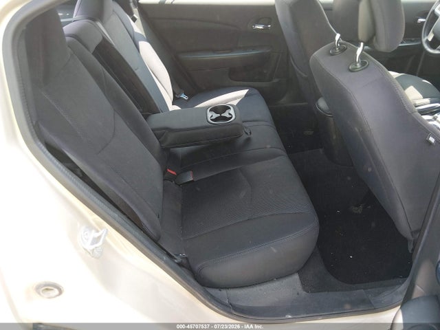 صورة 8 لـ 2014 Chrysler 200 TOURING