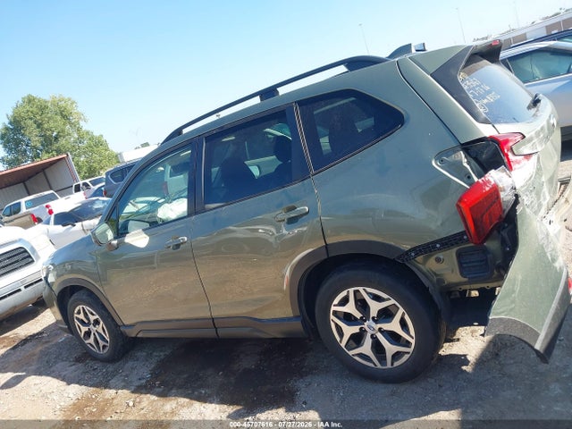 2020 SUBARU FORESTER PREMIUM 13