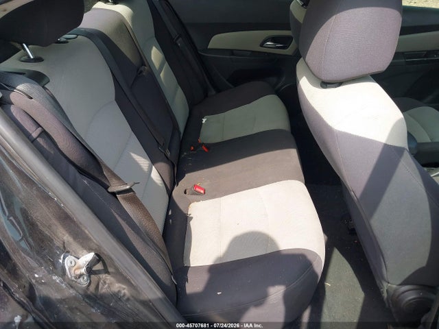 صورة 8 لـ 2013 Chevrolet CRUZE LS AUTO