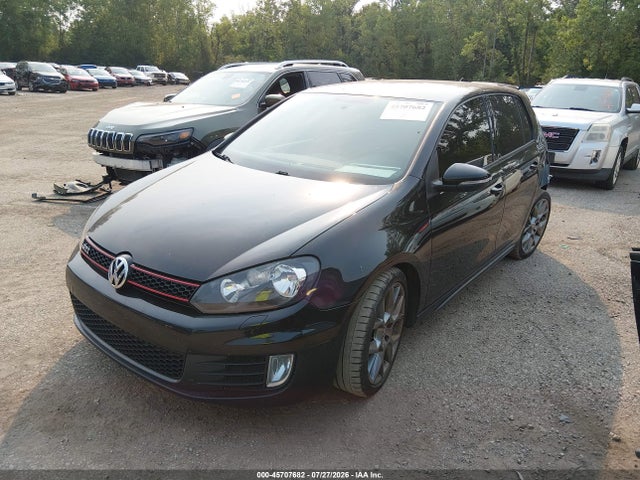 صورة 2 لـ 2013 Volkswagen GTI WOLFSBURG EDITION