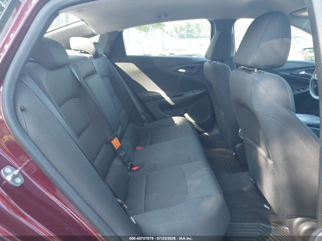 2016 Chevrolet MALIBU 1LT — фото 8