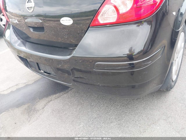 2010 Nissan VERSA 1.8S — фото 6