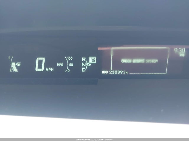 2010 Toyota PRIUS III — фото 7