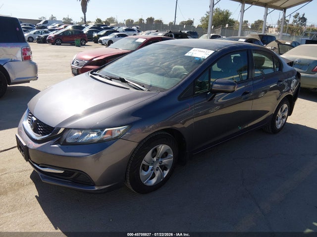 2015 Honda CIVIC LX — фото 2