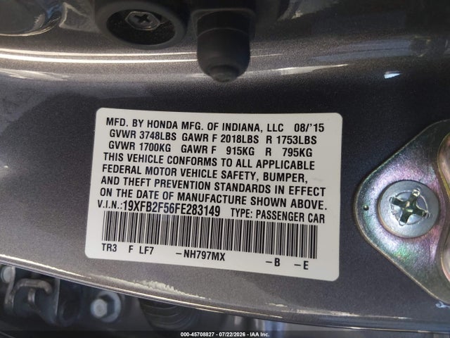 2015 Honda CIVIC LX — фото 9