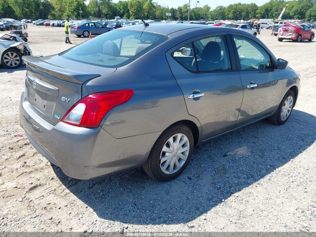 2016 Nissan VERSA 1.6 SV 照片 4