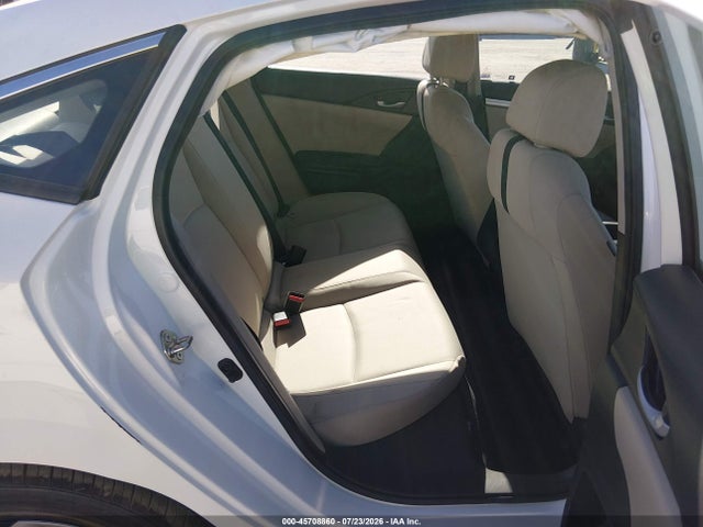 2017 Honda CIVIC LX — фото 8