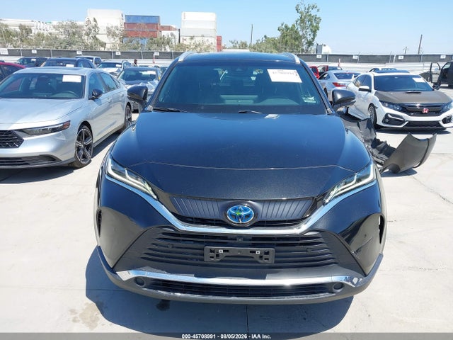 2021 TOYOTA VENZA LIMITED 13