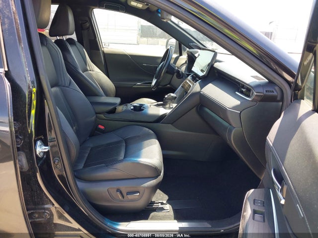 2021 TOYOTA VENZA LIMITED 5