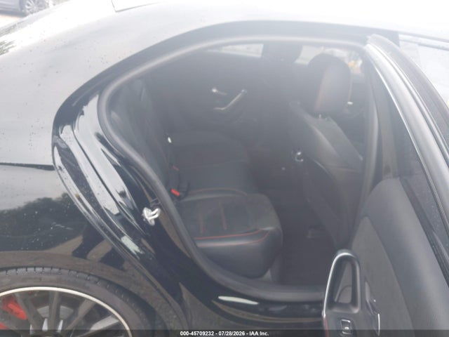 صورة 8 لـ 2021 Mercedes-BENZ A 220